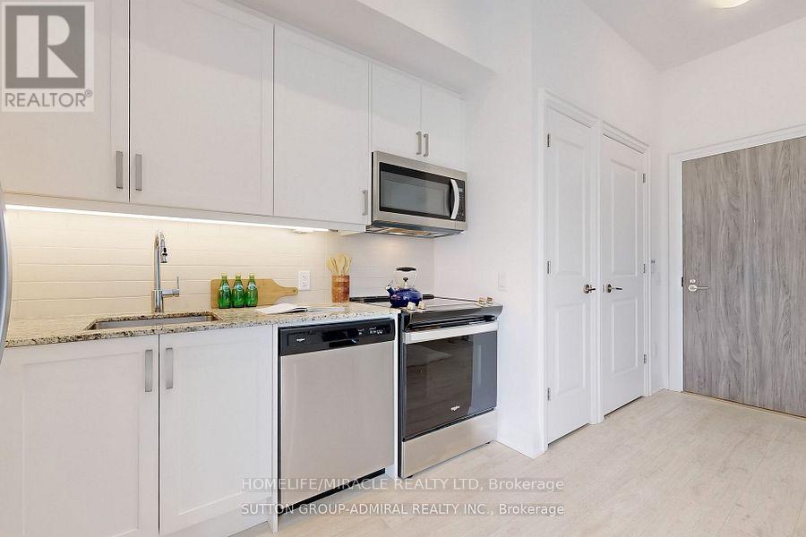 Photo 14 of 202 10 Gatineau Drive, Vaughan ON