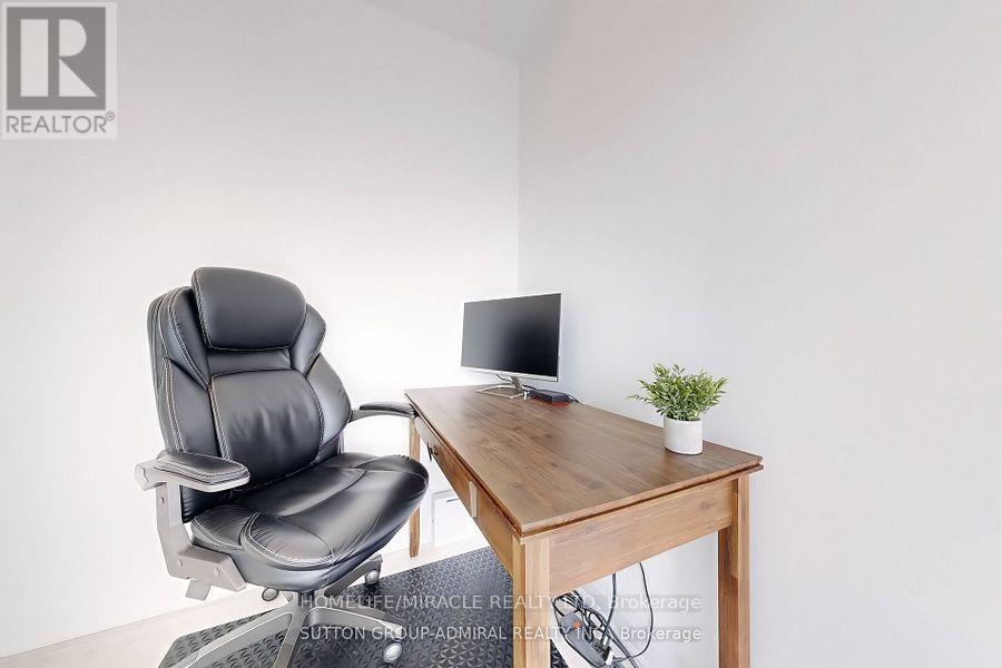 Photo 22 of 202 10 Gatineau Drive, Vaughan ON