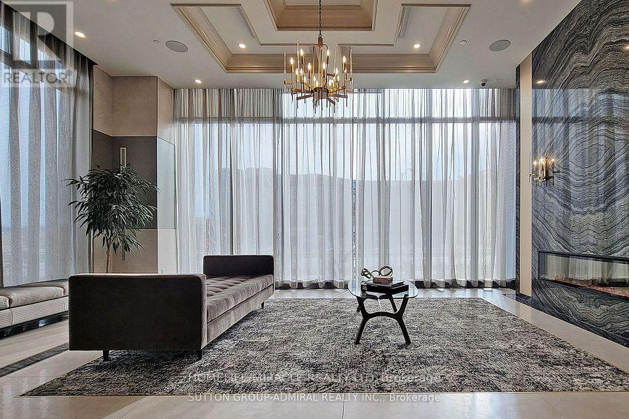 Photo 3 of 202 10 Gatineau Drive, Vaughan ON