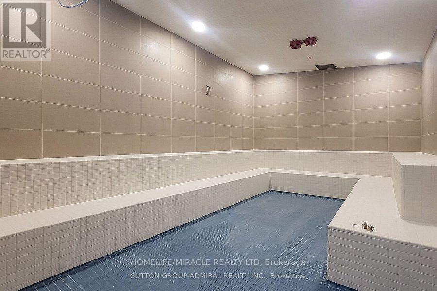 Photo 34 of 202 10 Gatineau Drive, Vaughan ON