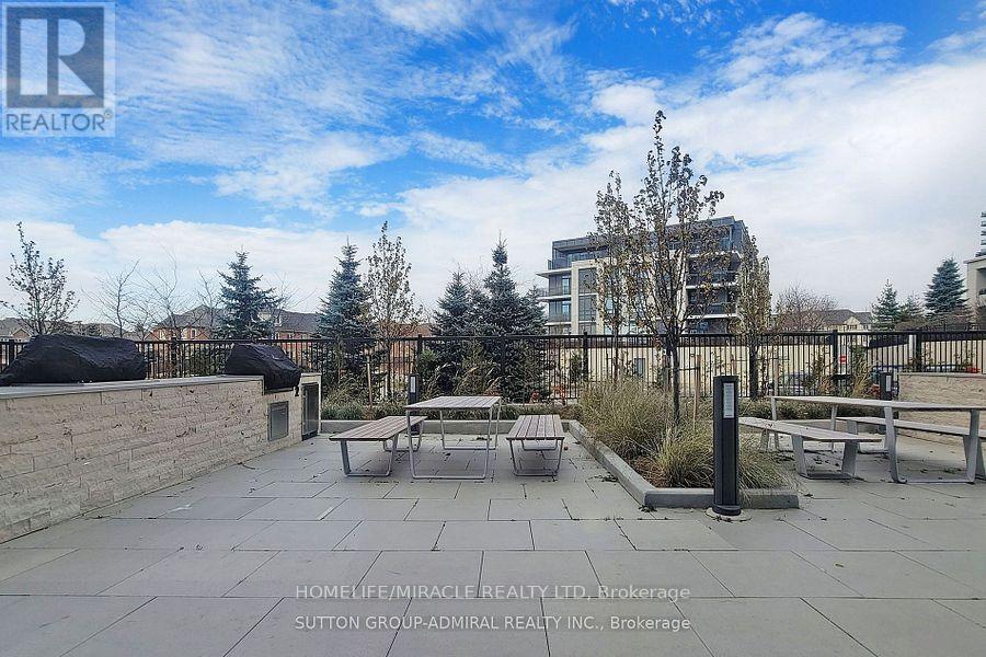 Photo 38 of 202 10 Gatineau Drive, Vaughan ON
