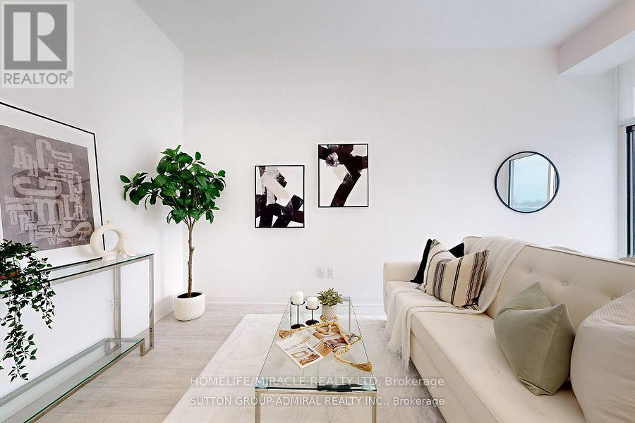 Photo 6 of 202 10 Gatineau Drive, Vaughan ON