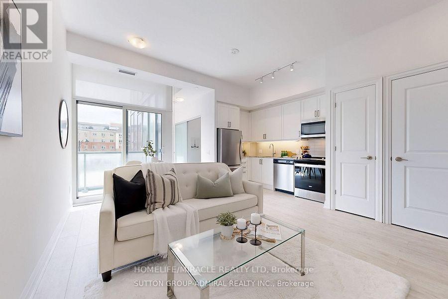 Photo 8 of 202 10 Gatineau Drive, Vaughan ON