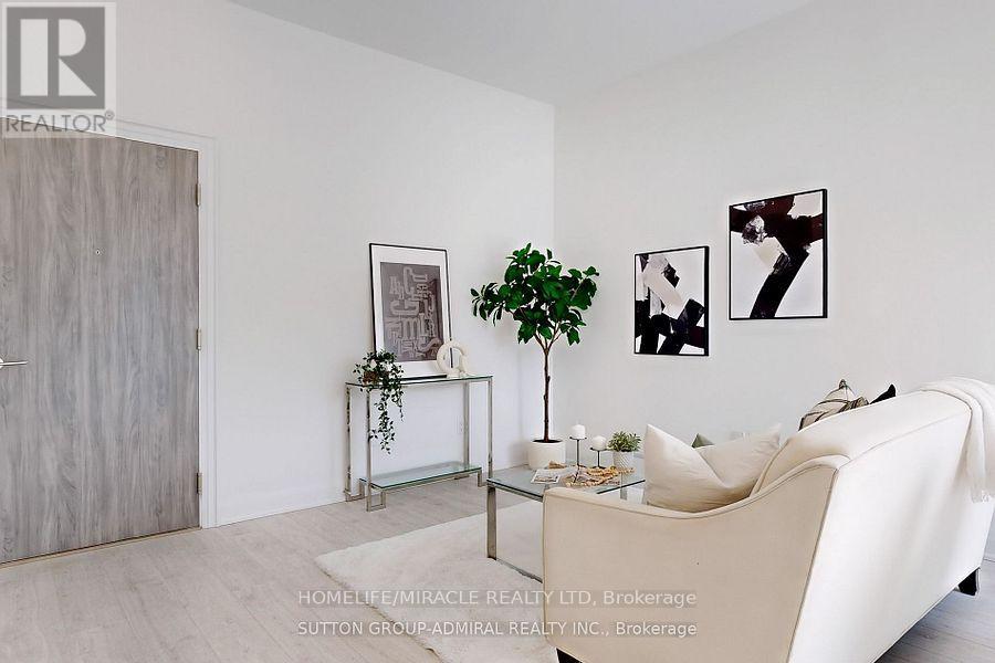 Photo 9 of 202 10 Gatineau Drive, Vaughan ON