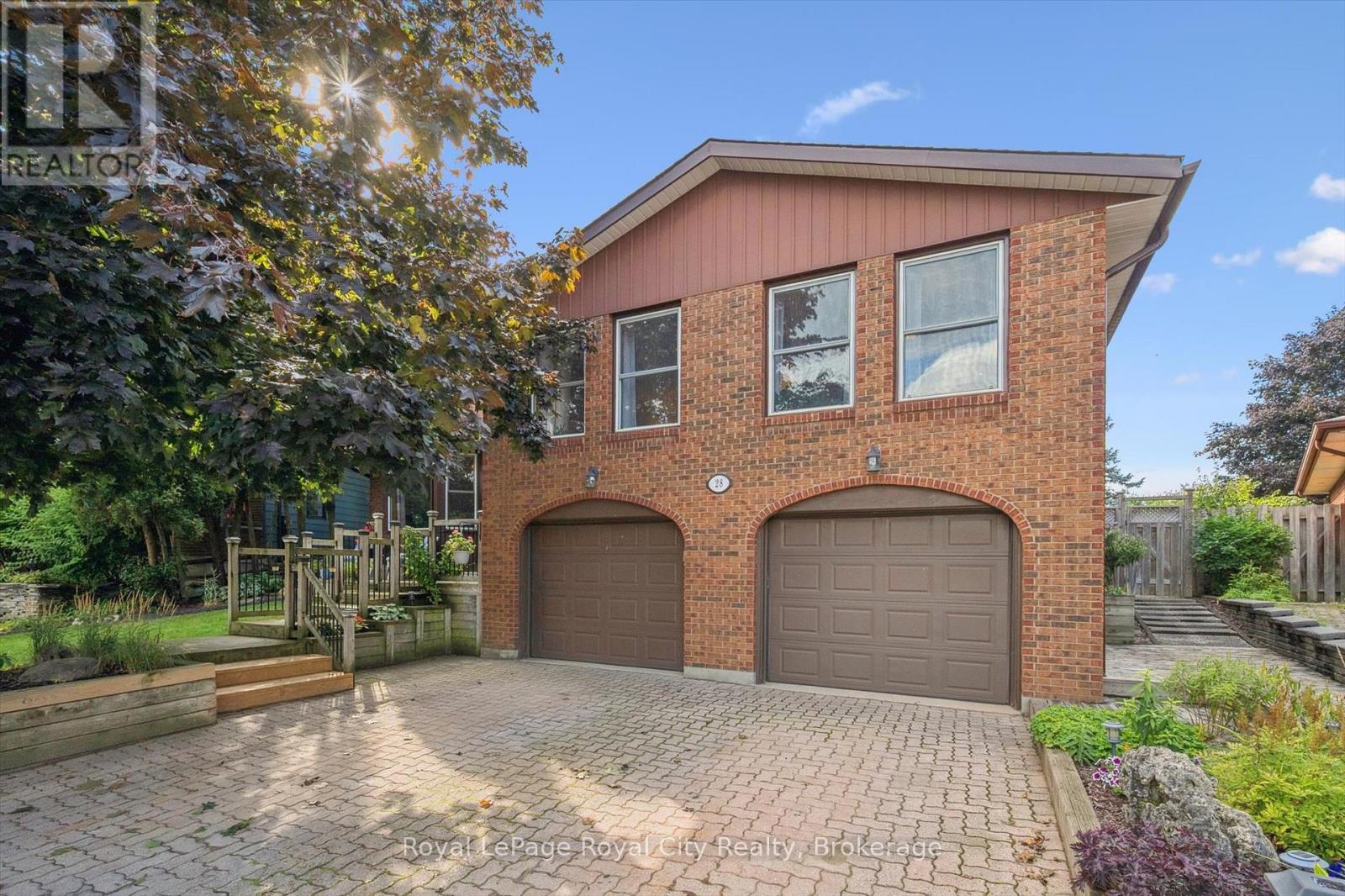 Photo 1 of 28 Wimbledon Road, Guelph ON