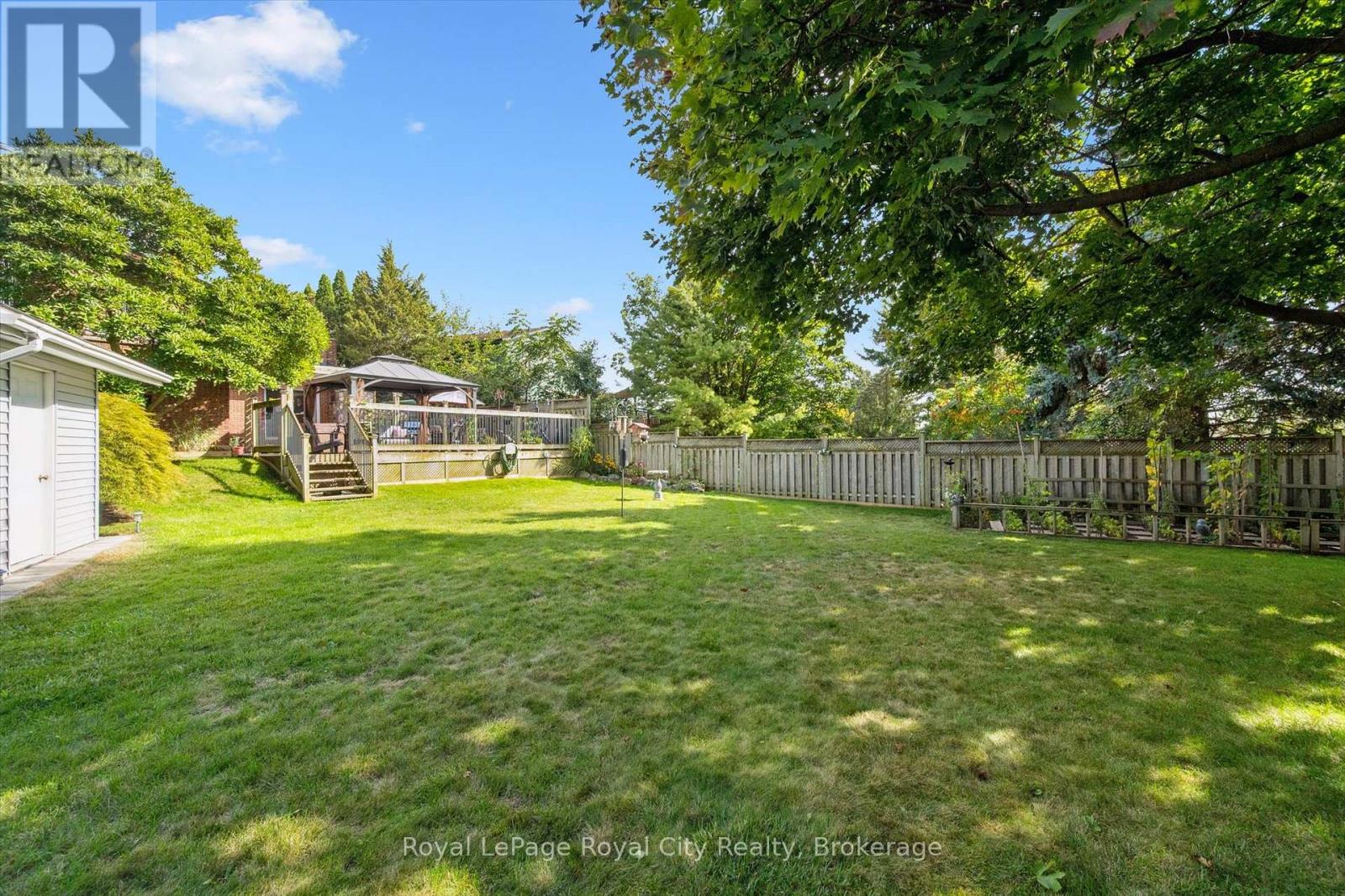 Photo 35 of 28 Wimbledon Road, Guelph ON