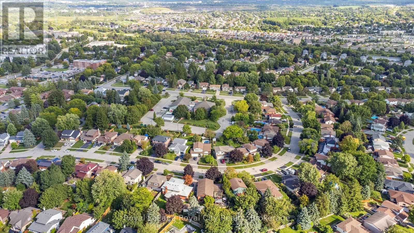 Photo 44 of 28 Wimbledon Road, Guelph ON
