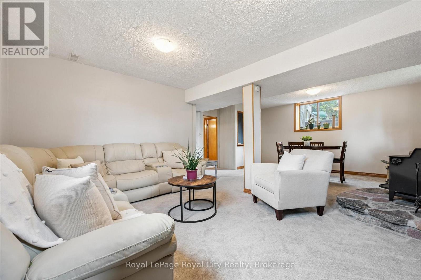 Photo 28 of 28 Wimbledon Road, Guelph ON