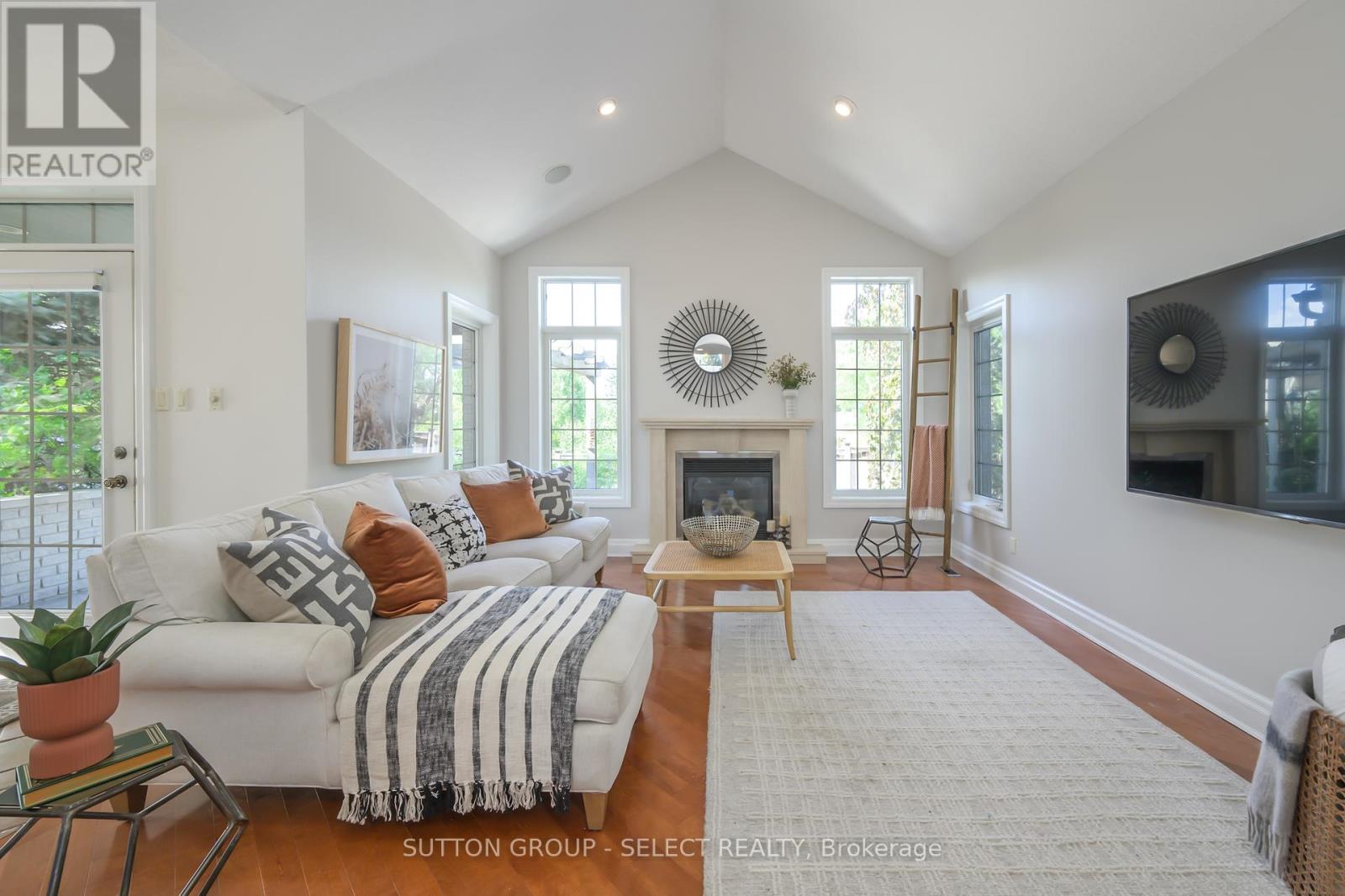 Photo 13 of 1186 Aintree Road, London North ON