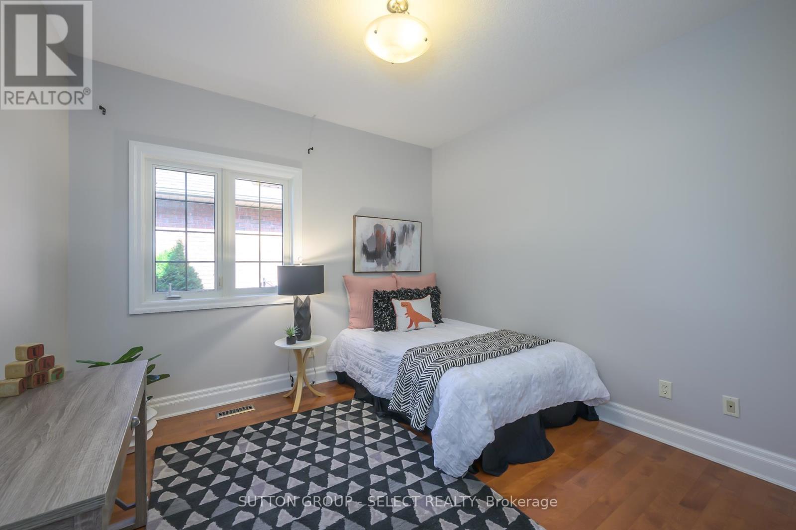 Photo 20 of 1186 Aintree Road, London North ON