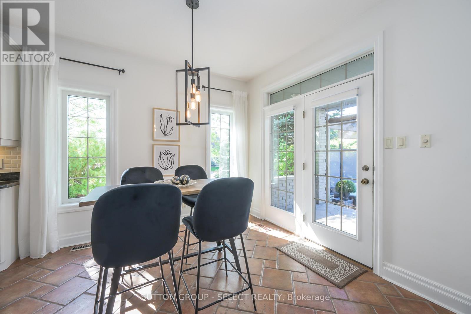 Photo 12 of 1186 Aintree Road, London North ON
