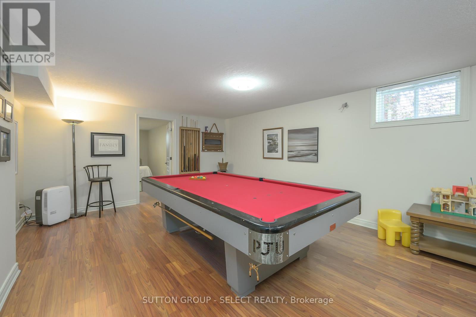 Photo 24 of 1186 Aintree Road, London North ON