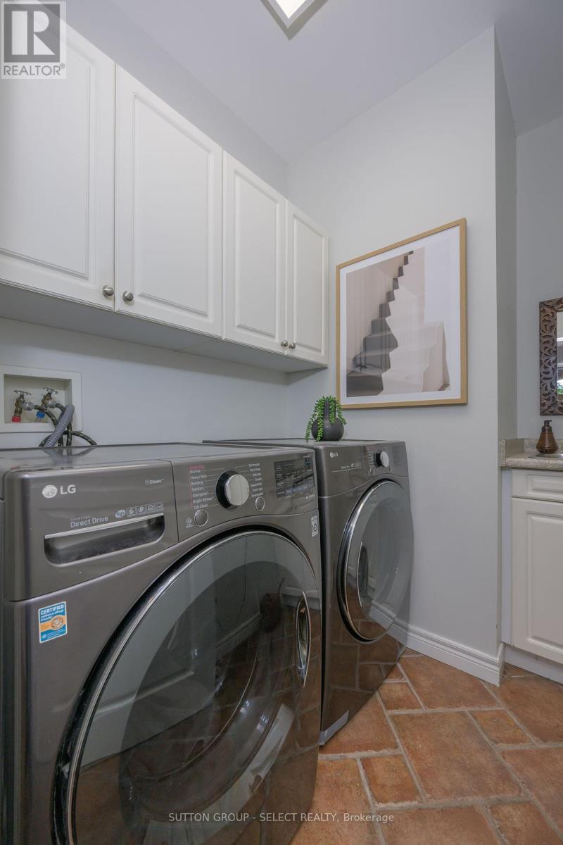Photo 22 of 1186 Aintree Road, London North ON