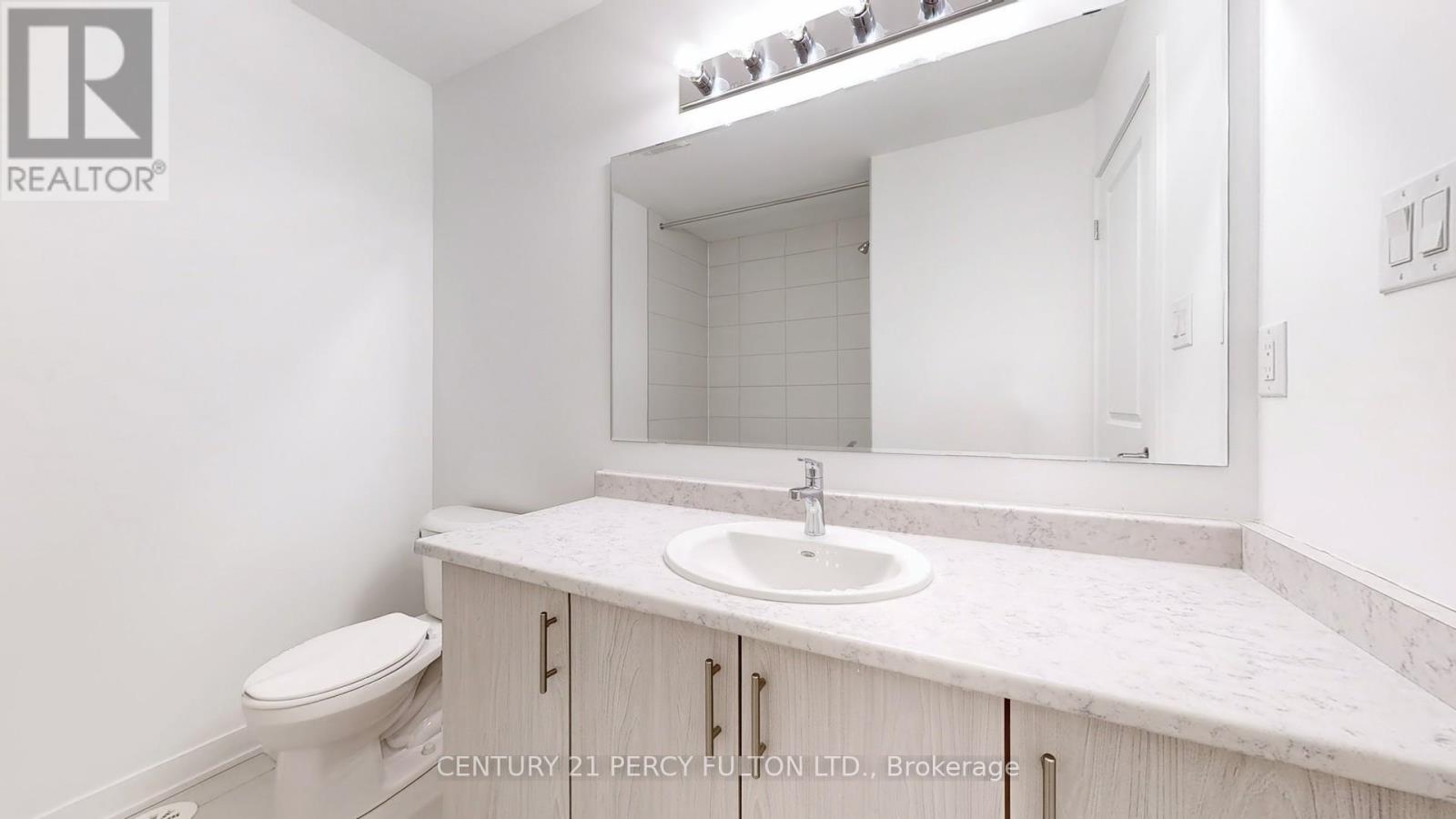 Photo 27 of 29 Calloway Way, Whitby ON