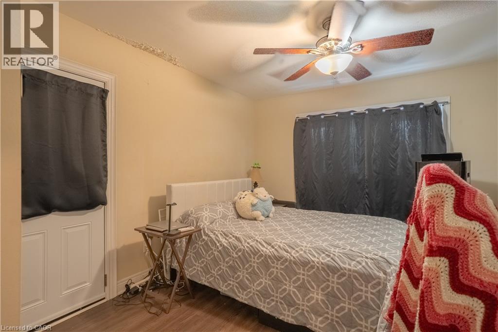 Photo 21 of 1 Livingston Avenue, Grimsby ON