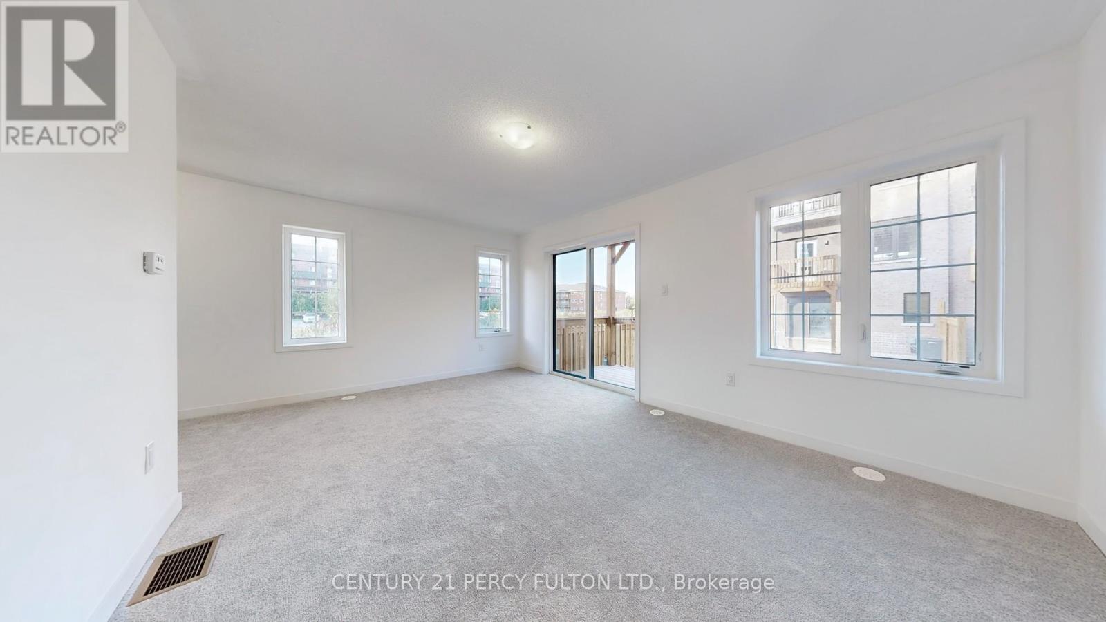 Photo 35 of 29 Calloway Way, Whitby ON