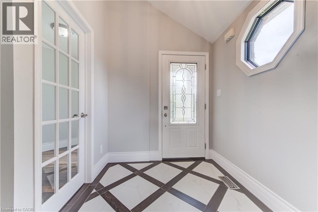Photo 7 of 3 Westview Crescent, Kitchener ON