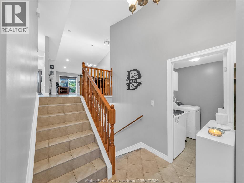 Photo 2 of 29 Anfred Street, Leamington ON