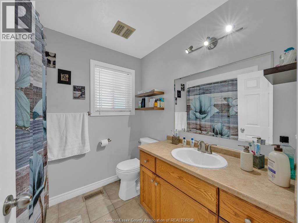 Photo 20 of 29 Anfred Street, Leamington ON