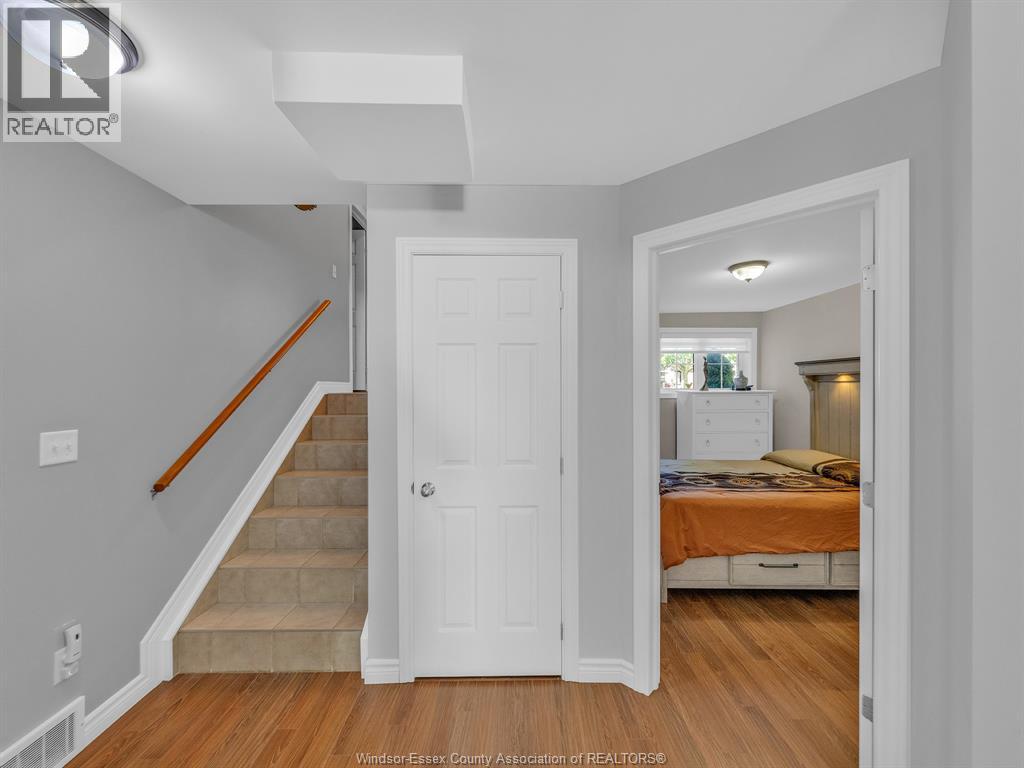 Photo 30 of 29 Anfred Street, Leamington ON