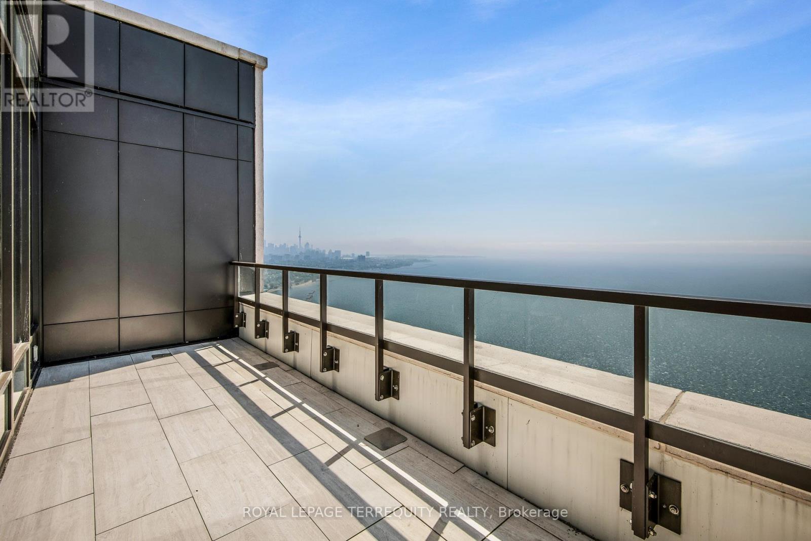 Photo 27 of Ph 06 1928 Lake Shore Boulevard W, Toronto ON