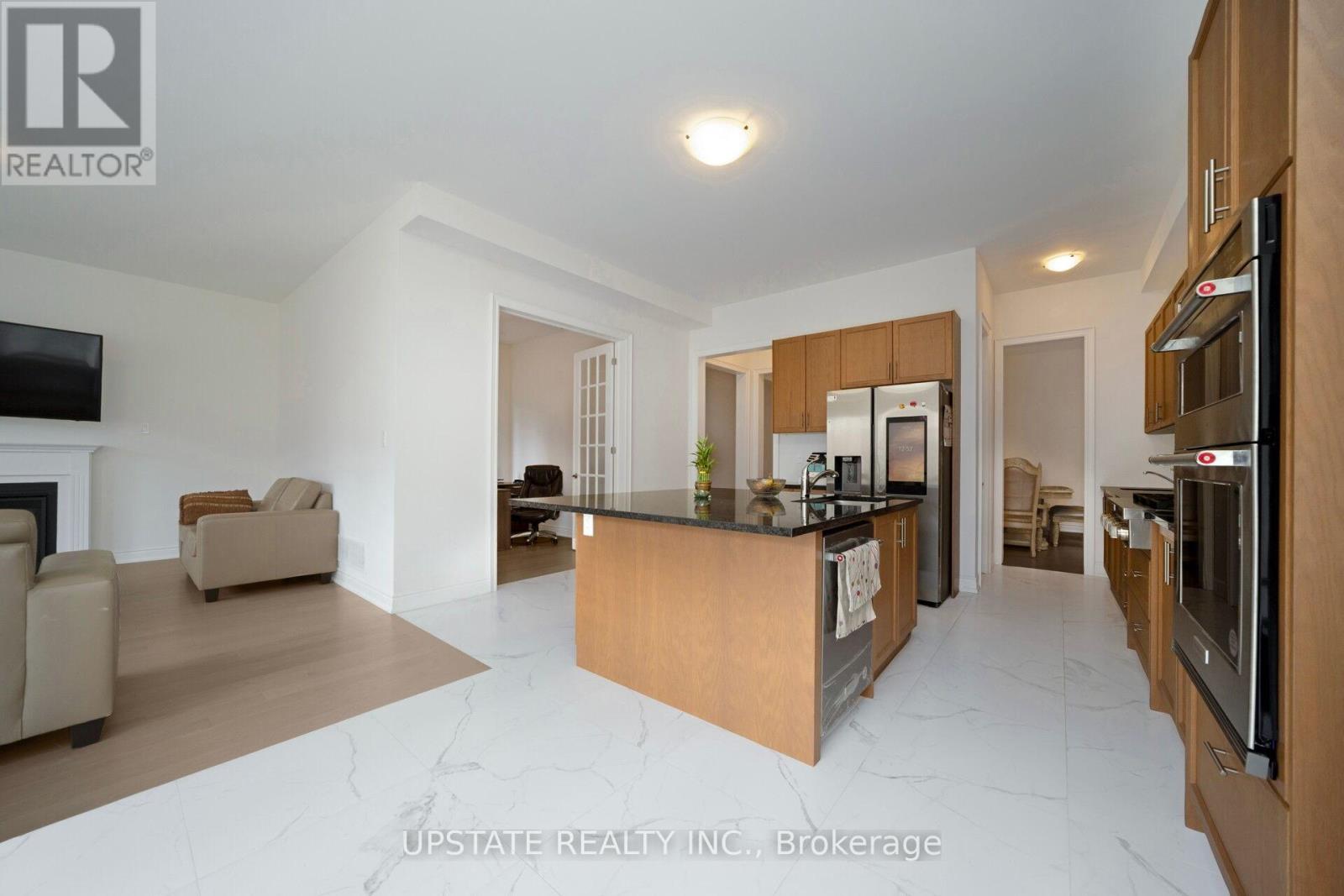 Photo 17 of 7 James Walker Avenue, Caledon ON