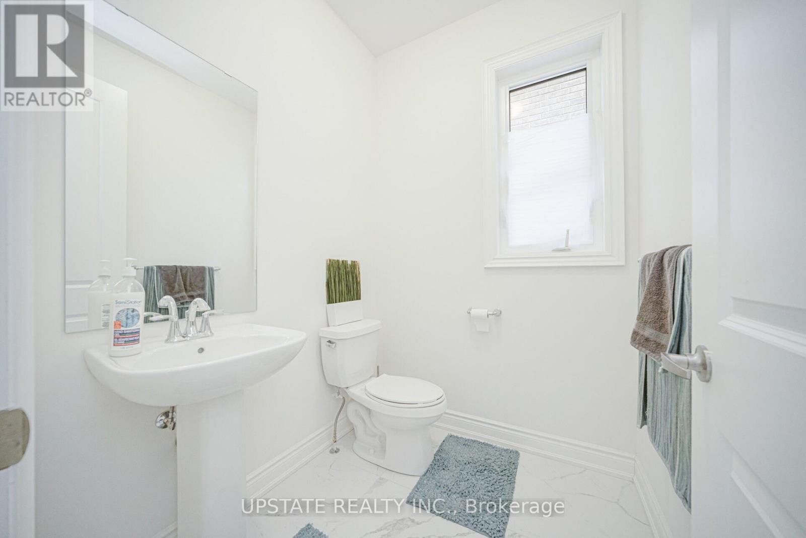 Photo 21 of 7 James Walker Avenue, Caledon ON