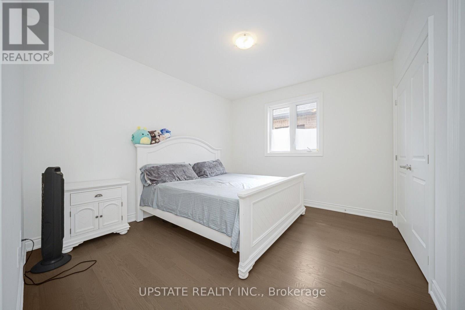 Photo 30 of 7 James Walker Avenue, Caledon ON