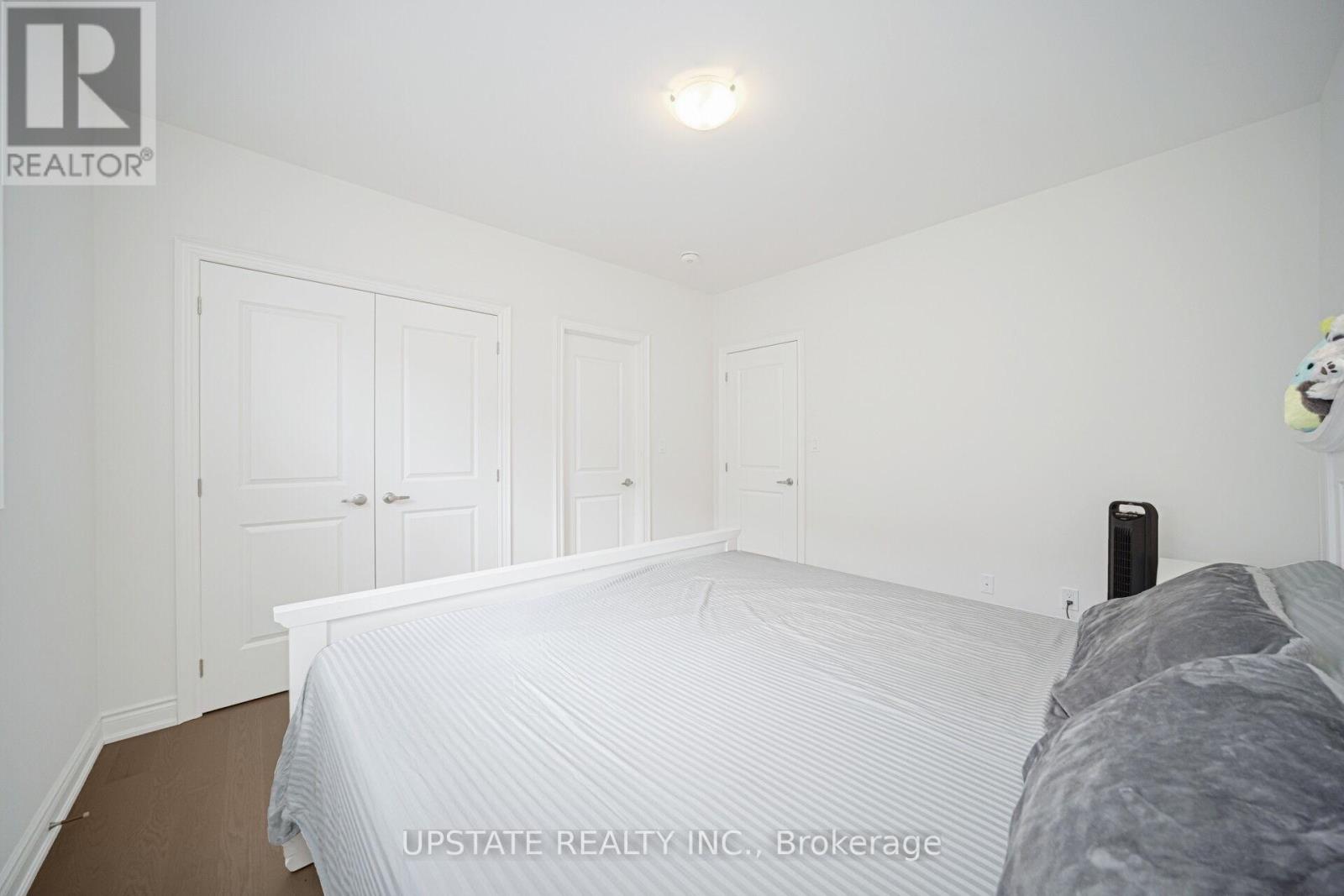 Photo 31 of 7 James Walker Avenue, Caledon ON
