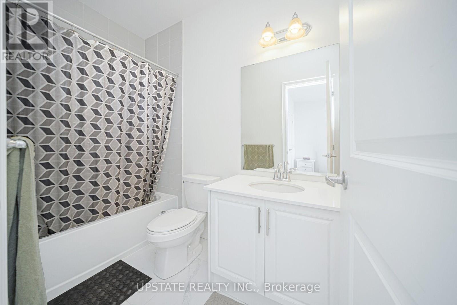 Photo 38 of 7 James Walker Avenue, Caledon ON