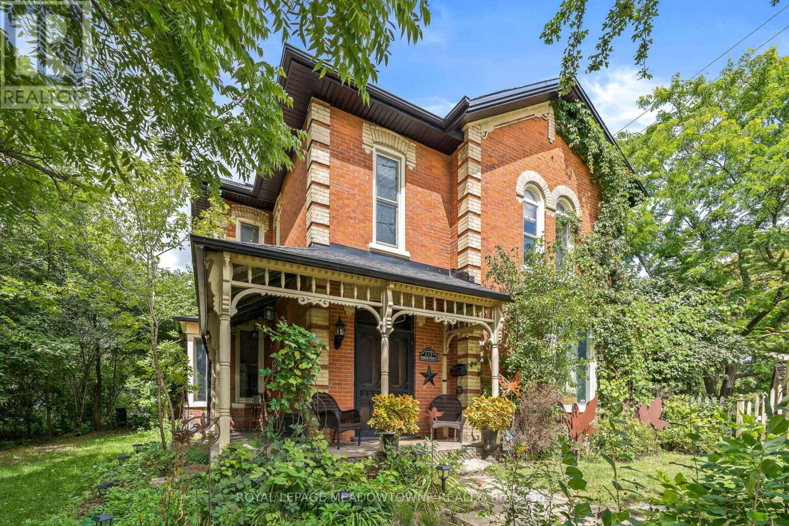 Photo 2 of 173 Perth Street, Halton Hills ON