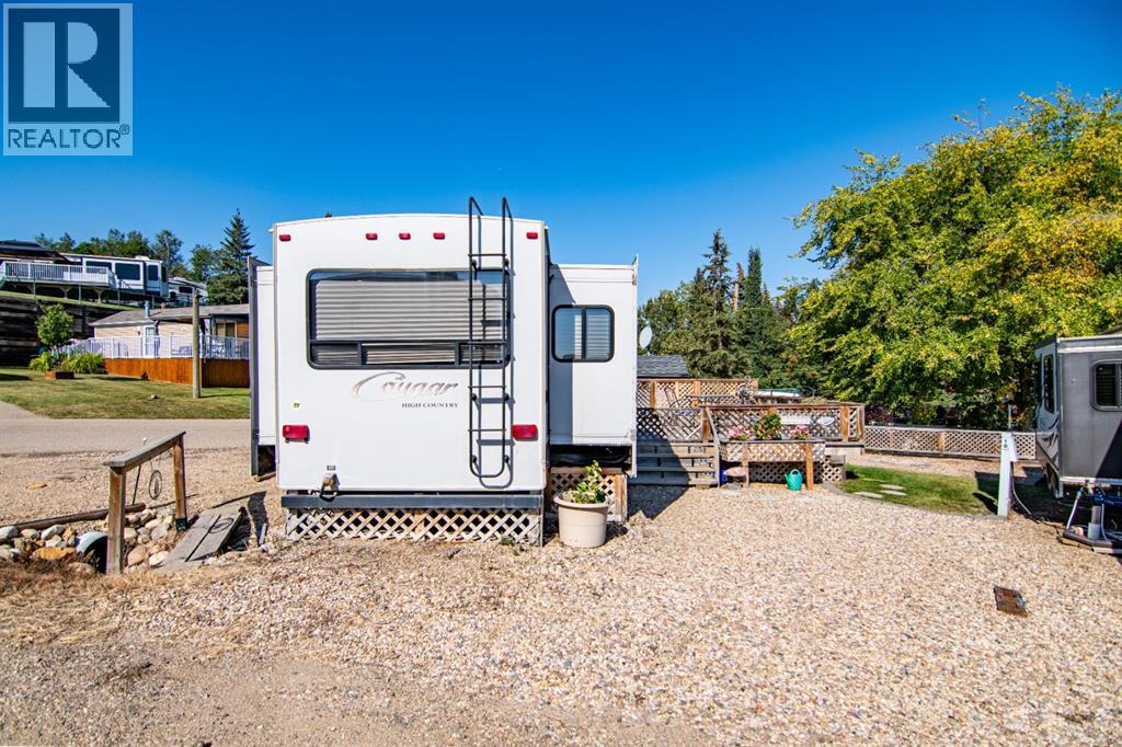 Photo 10 of 11 25054 South Pine Lake Road, Rural Red Deer County AB