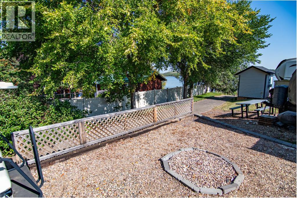 Photo 14 of 11 25054 South Pine Lake Road, Rural Red Deer County AB