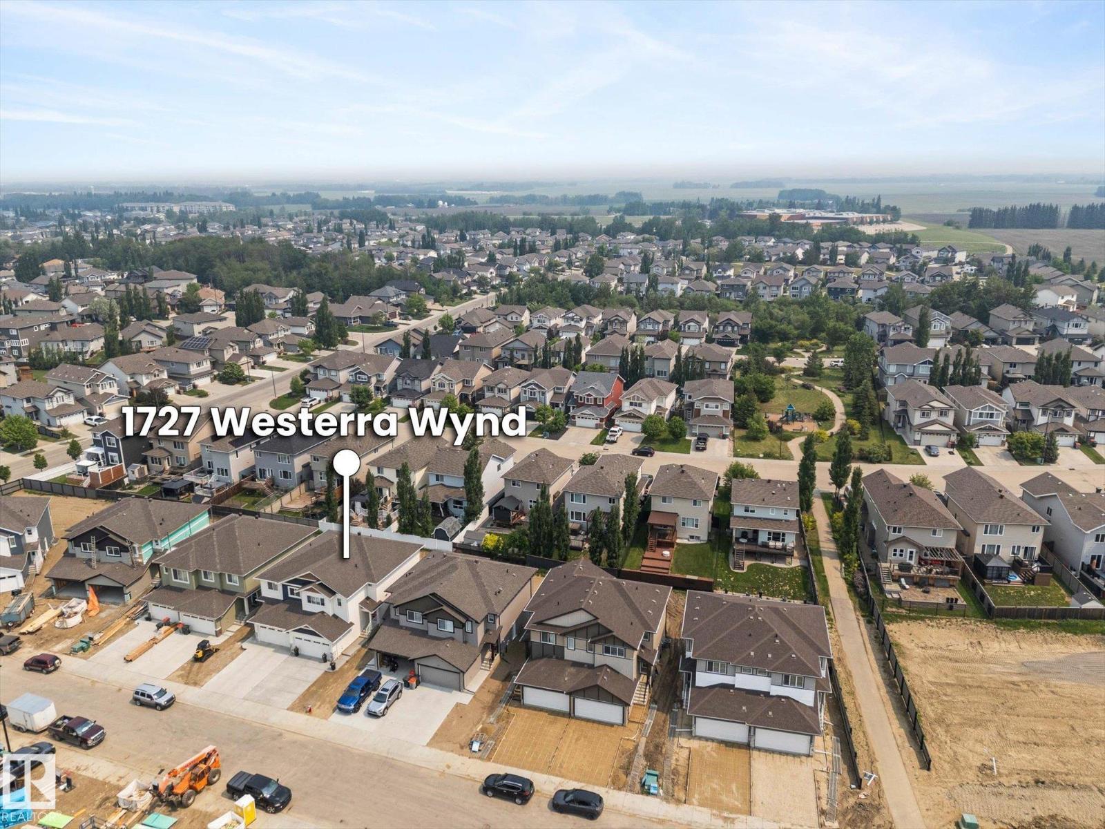 Photo 2 of 1727 Westerra Wd, Stony Plain AB