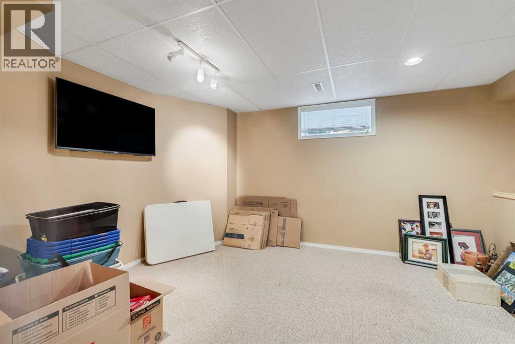 Photo 31 of 31 Inverness Grove Se, Calgary AB