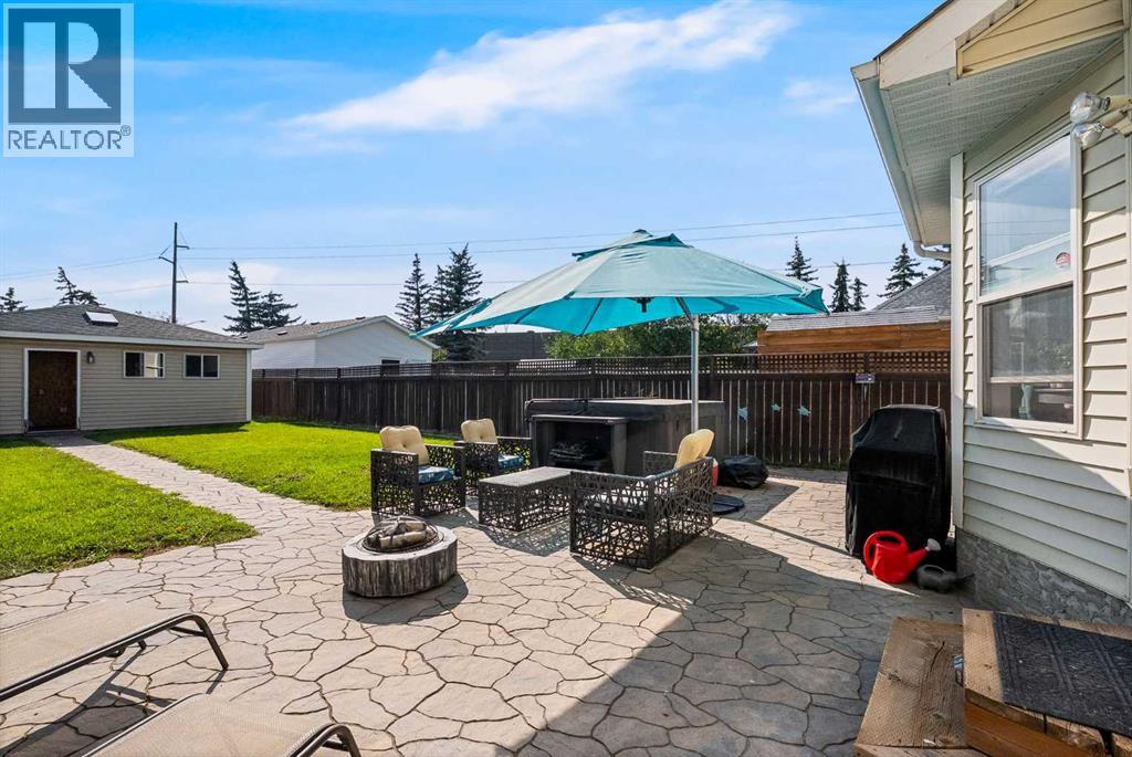 Photo 38 of 31 Inverness Grove Se, Calgary AB