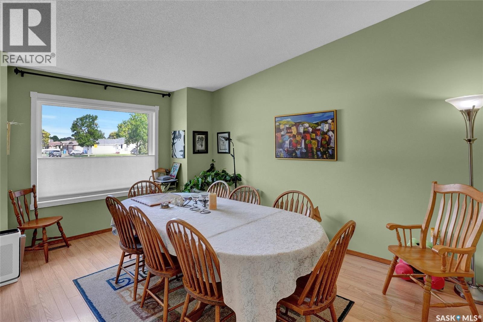 Photo 3 of 3556 Almond Grove, Regina SK