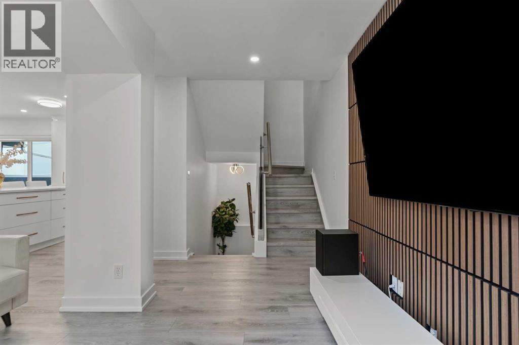 Photo 21 of 102 402 2 Avenue Ne, Calgary AB