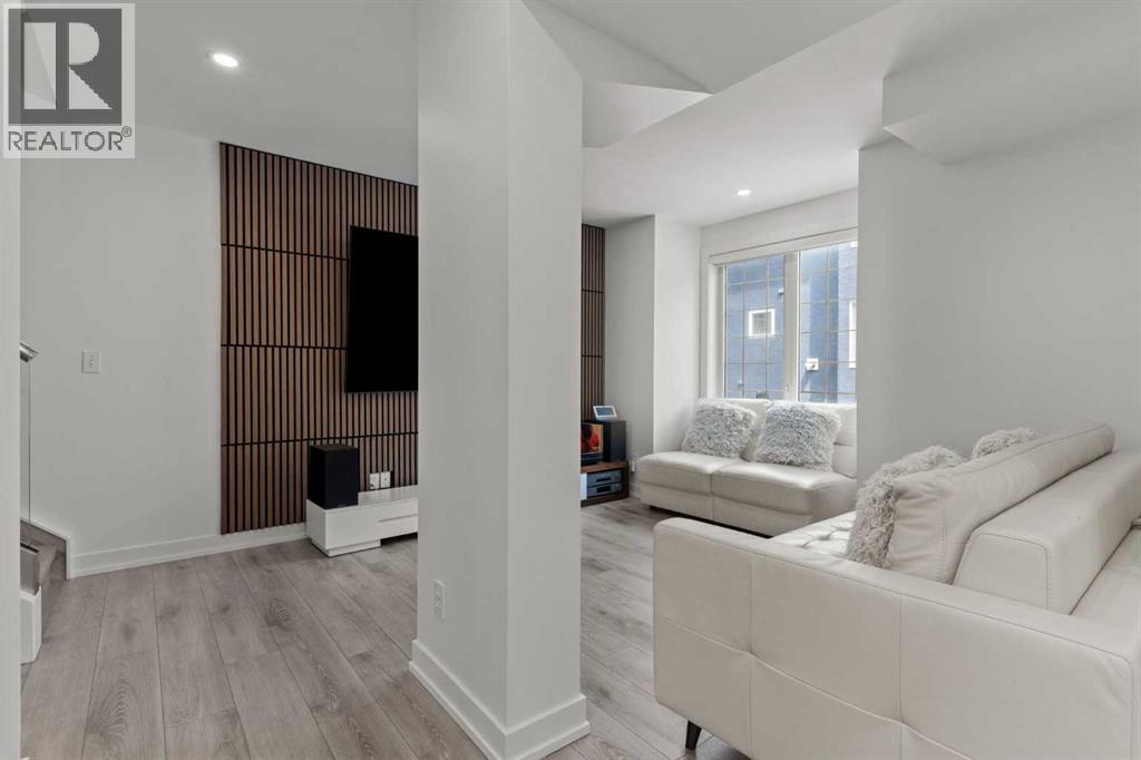 Photo 19 of 102 402 2 Avenue Ne, Calgary AB