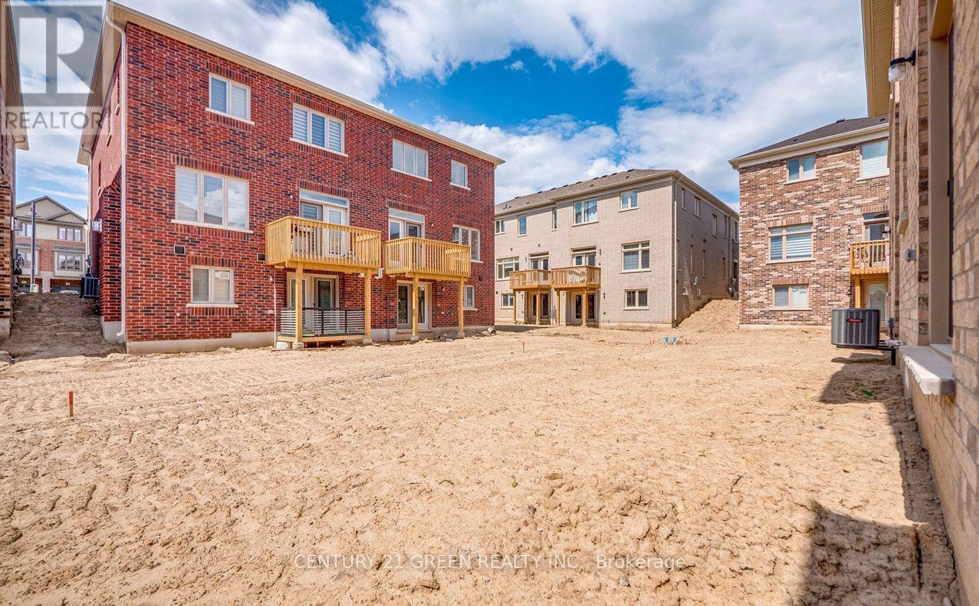 Photo 15 of 59 Hager Crk Terrace, Hamilton ON