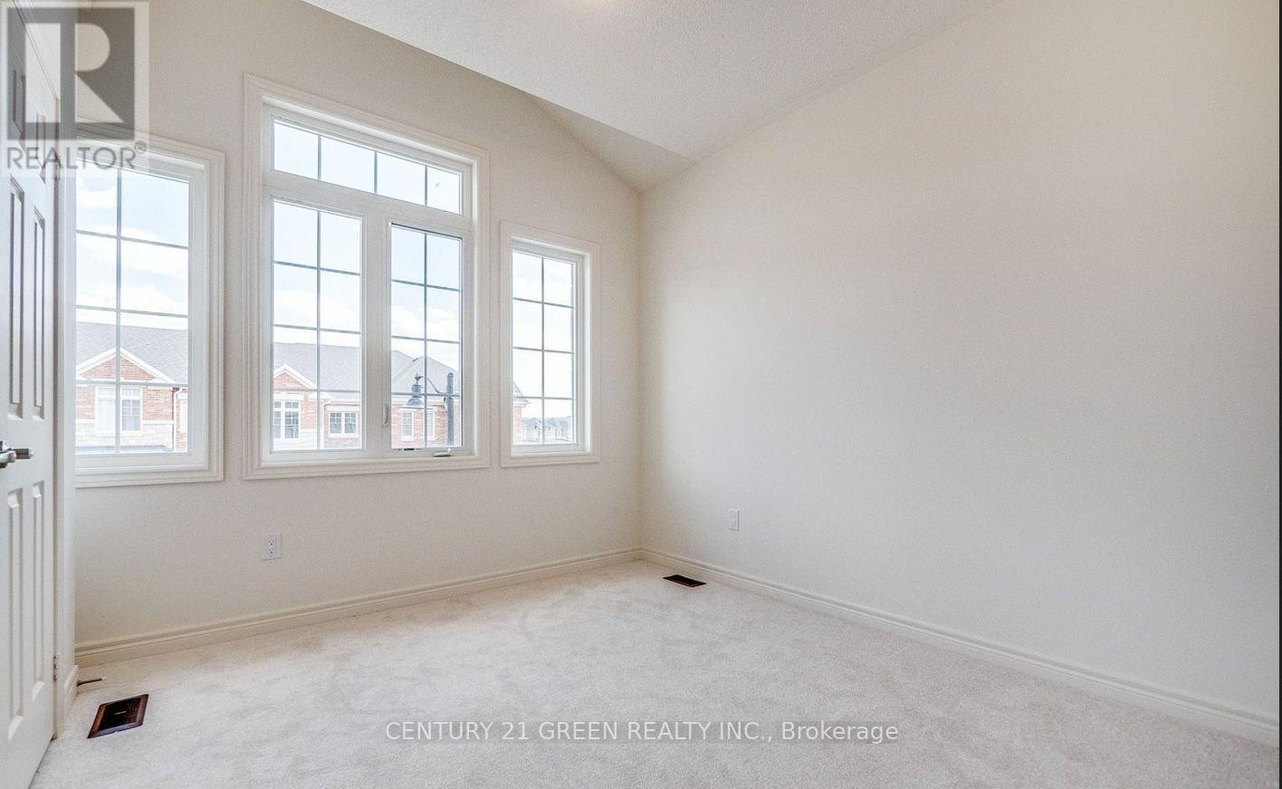 Photo 33 of 59 Hager Crk Terrace, Hamilton ON
