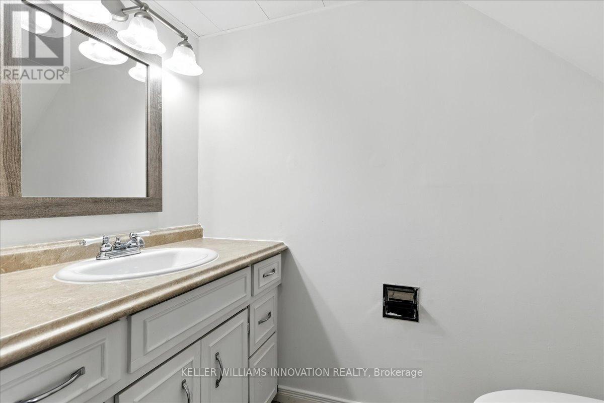 Photo 23 of 29 11 Grand River Boulevard, Kitchener ON