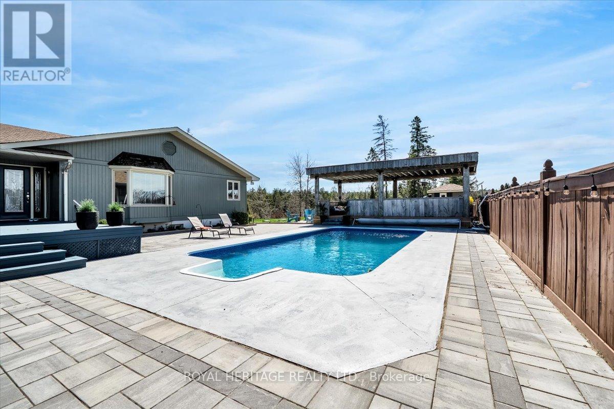 Photo 40 of 10420 Russell Road, Scugog ON