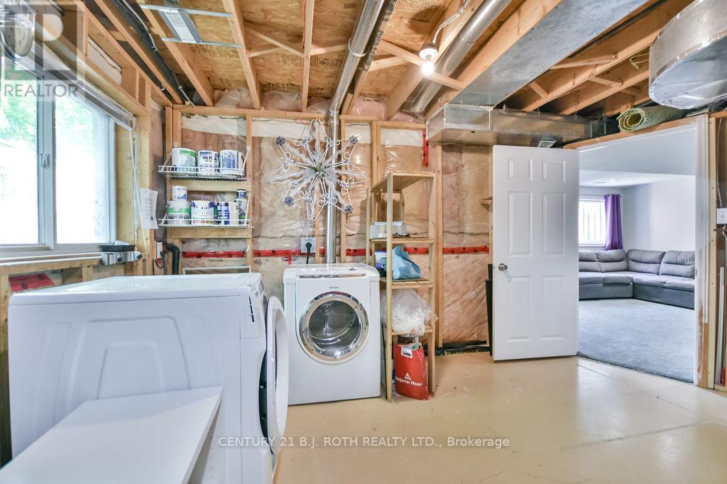 Photo 38 of 1 Golden Eagle Way, Barrie ON