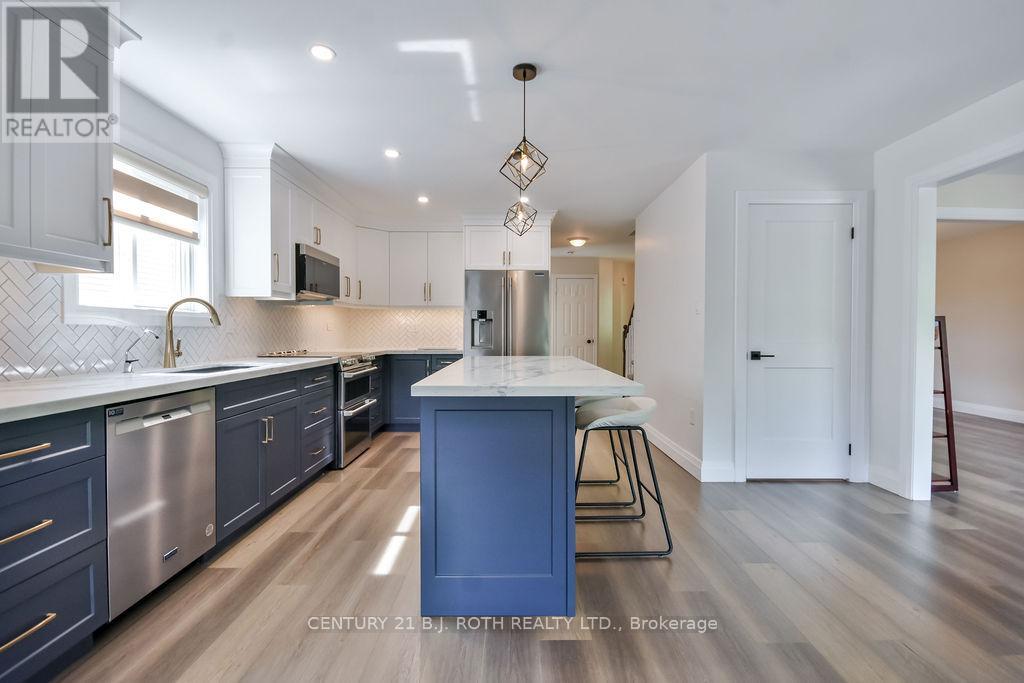 Photo 17 of 1 Golden Eagle Way, Barrie ON
