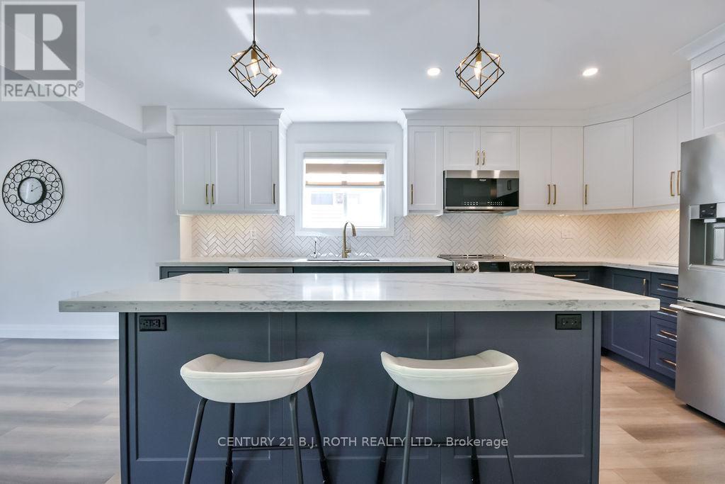 Photo 16 of 1 Golden Eagle Way, Barrie ON