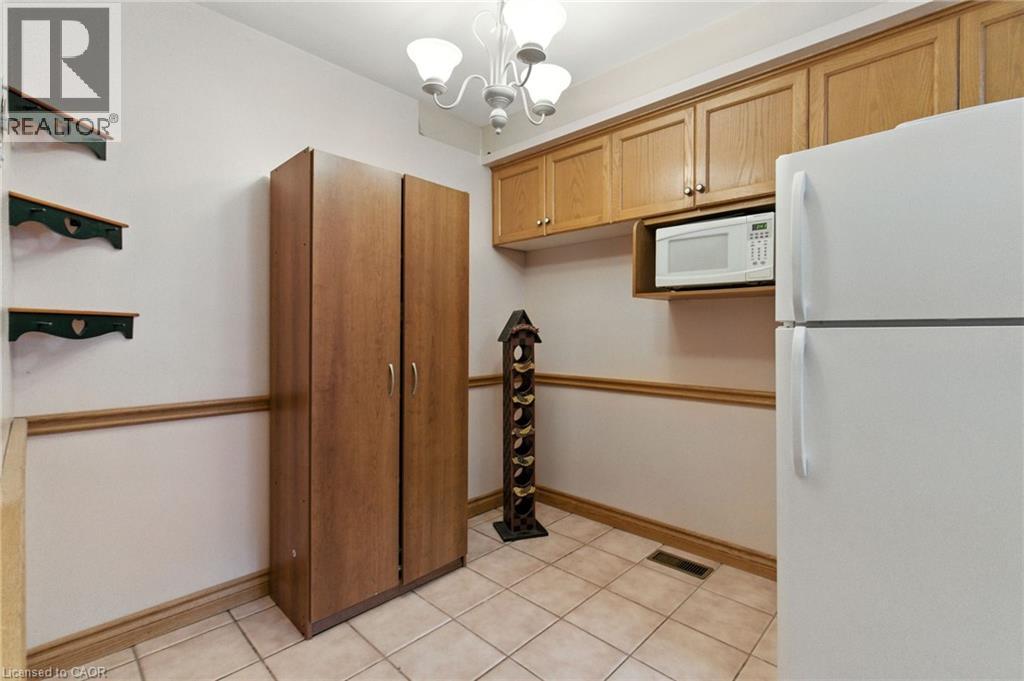 Photo 15 of 3008 Palmer Drive Unit 5, Burlington ON