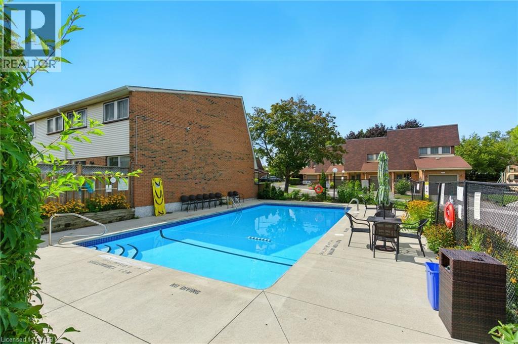 Photo 32 of 3008 Palmer Drive Unit 5, Burlington ON