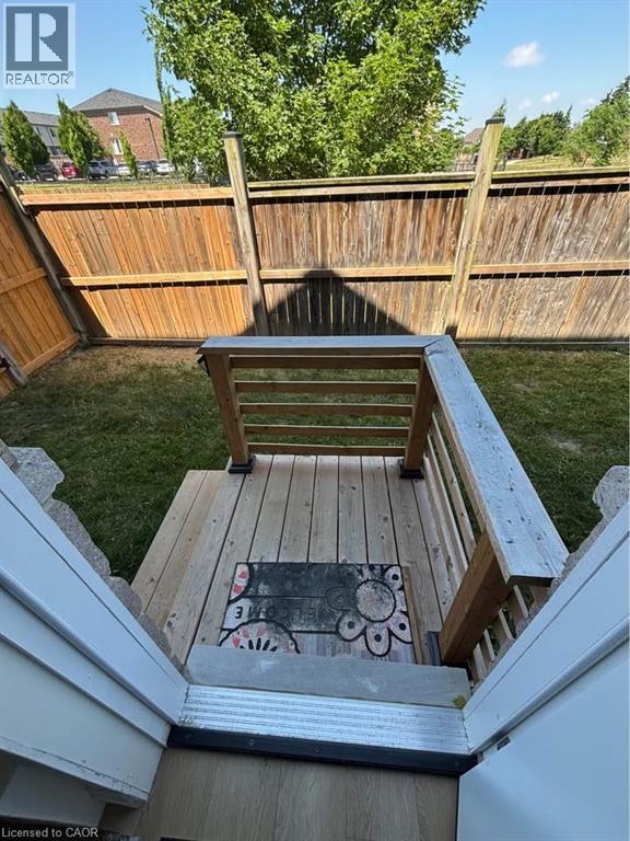 Photo 15 of 4 Bankfield Crescent Unit 2, Hamilton ON