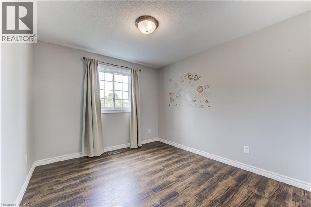Photo 32 of 3 Westview Crescent Unit Upper, Kitchener ON
